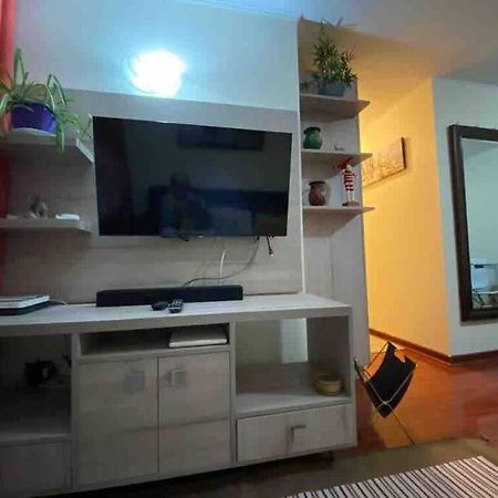 Comodo Departamento En El Centro De Stgo Appartamento Santiago del Cile Esterno foto
